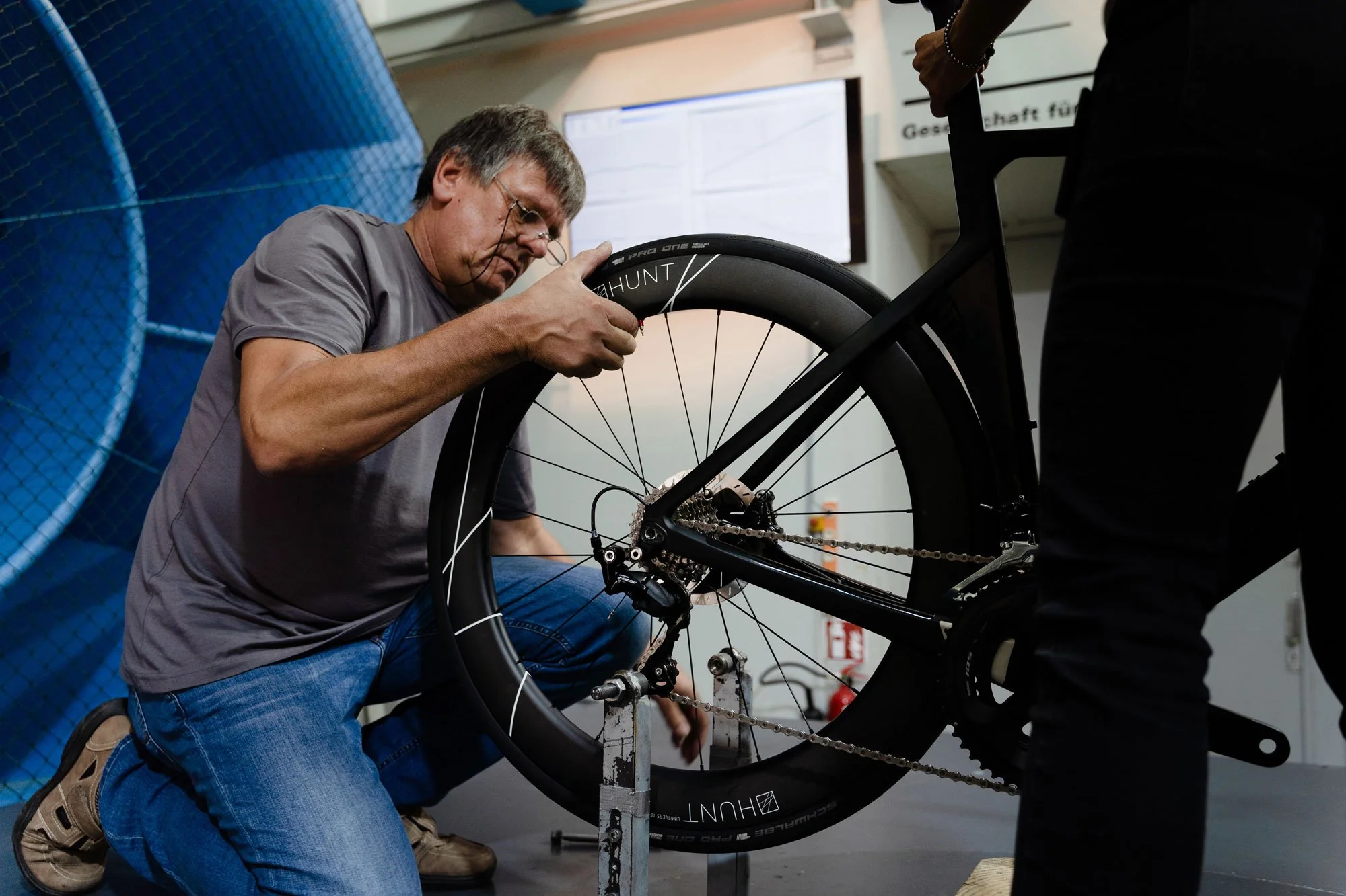 HUNT 60 Limitless Aero Disc Wheelset | Previous Model IC286 - Image 10